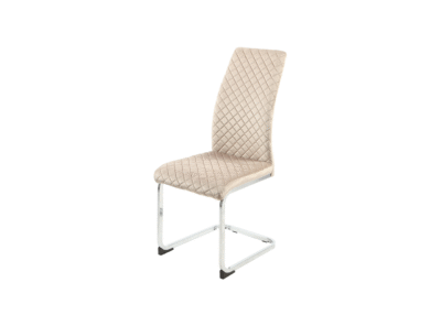 Az Ella króm latte bársony étkezőszék krómozott fém lábaival és elegáns, mély tónusú bársonykárpitjával modern, mégis időtálló hangulatot teremthet az étkezőben vagy a nappaliban. Puhán párnázott ülőfelülete és stabil szerkezete kényelmes és stílusos választás lehet a mindennapi használat során.