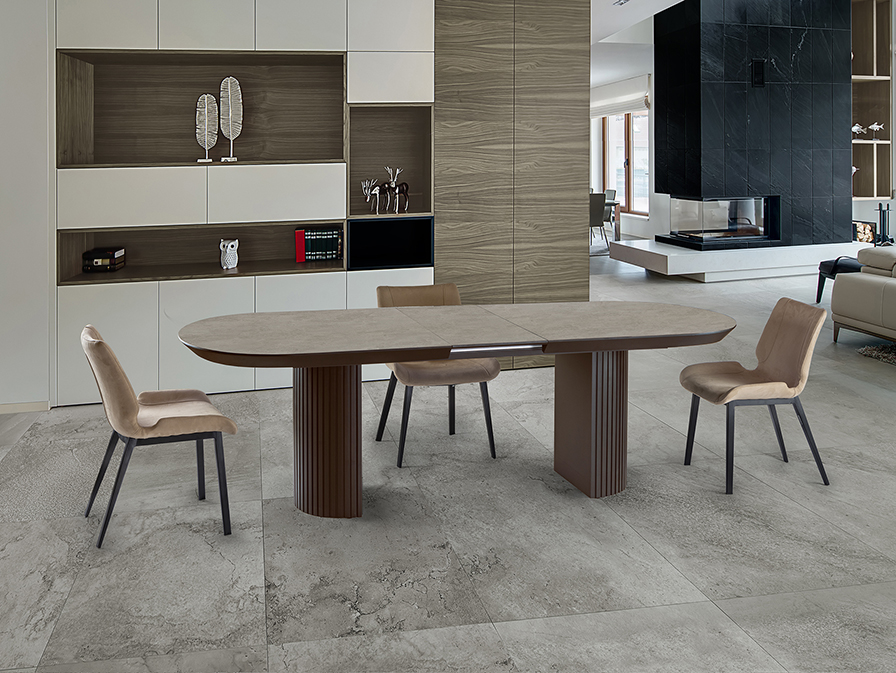 Irati étkezőasztal 607087 Irati étkezőasztal 607087 titokzatos oxibarna fahatású, bordázott lábazattal, matt, kőhatású melamin asztallappal.