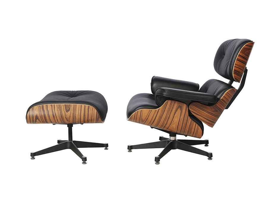 Eames pihenő szék 448370 Eames pihenő szék 448370 ergonomikusan kialakított fotelből, és egy hozzá illő lábtartóból áll, hajlított, és rétegelt lemez vázzal, fekete bőr kárpitozással.